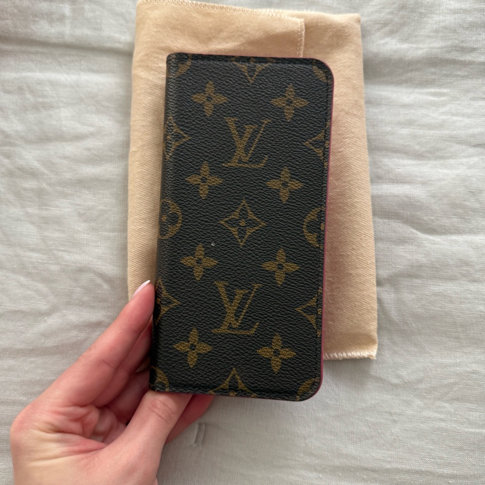 Louis Vuitton IPhone 11 case